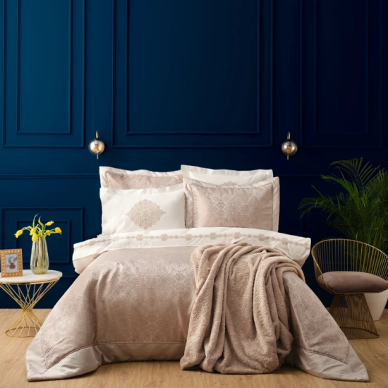 EGE NİRVANA Elden Taksit Alışveriş Merkezi