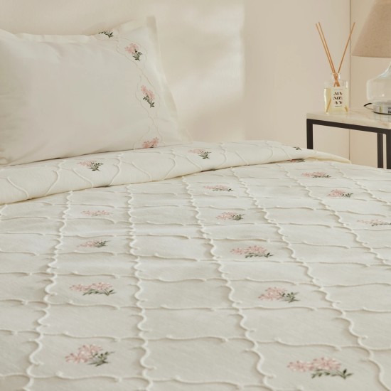 EGE NİRVANA Elden Taksit Alışveriş Merkezi