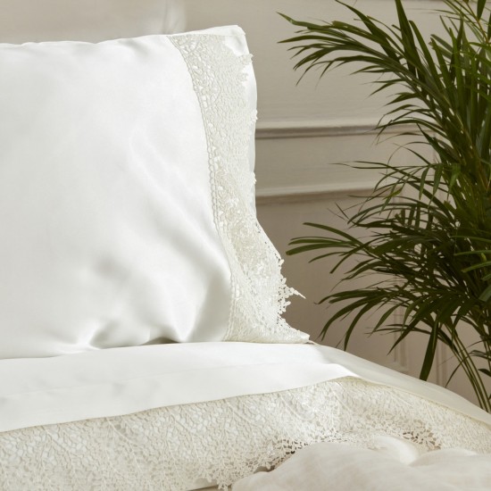 EGE NİRVANA Elden Taksit Alışveriş Merkezi