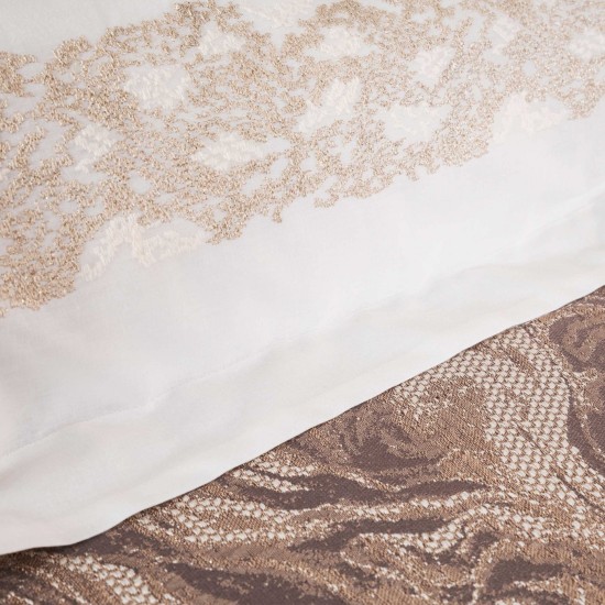 EGE NİRVANA Elden Taksit Alışveriş Merkezi