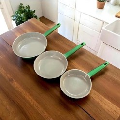 FMS Swiss Crystal Seramik 3'lü Döküm Tava Zümrüt Yeşil (İndüksiyon Uyumlu)